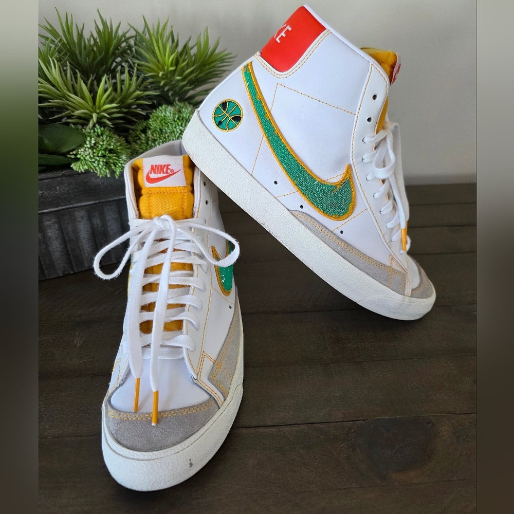 Nike Blazer Mid 77 Rayguns Sneakers Mens 9 Leather Sequin Swoosh Basketball